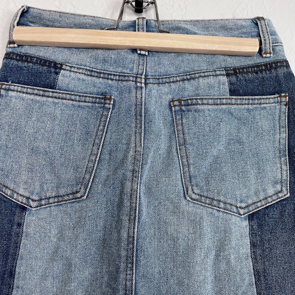 Evidnt Tammy Denim Two Toned Raw Hem Mini Skirt Blue Size 26 - Picture 12 of 14